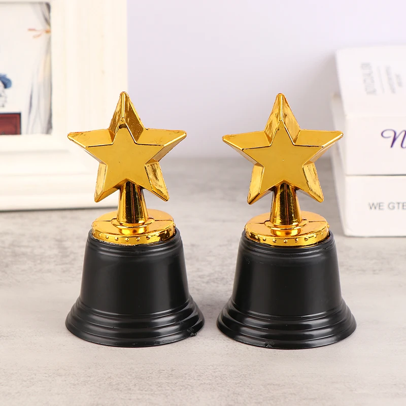 Plastic Trophy Toys 1 Pc Mini Star Thumbs Plastic Award Trophy Children Winner Trophies For Kids Competition Reward Prize Parties Favors