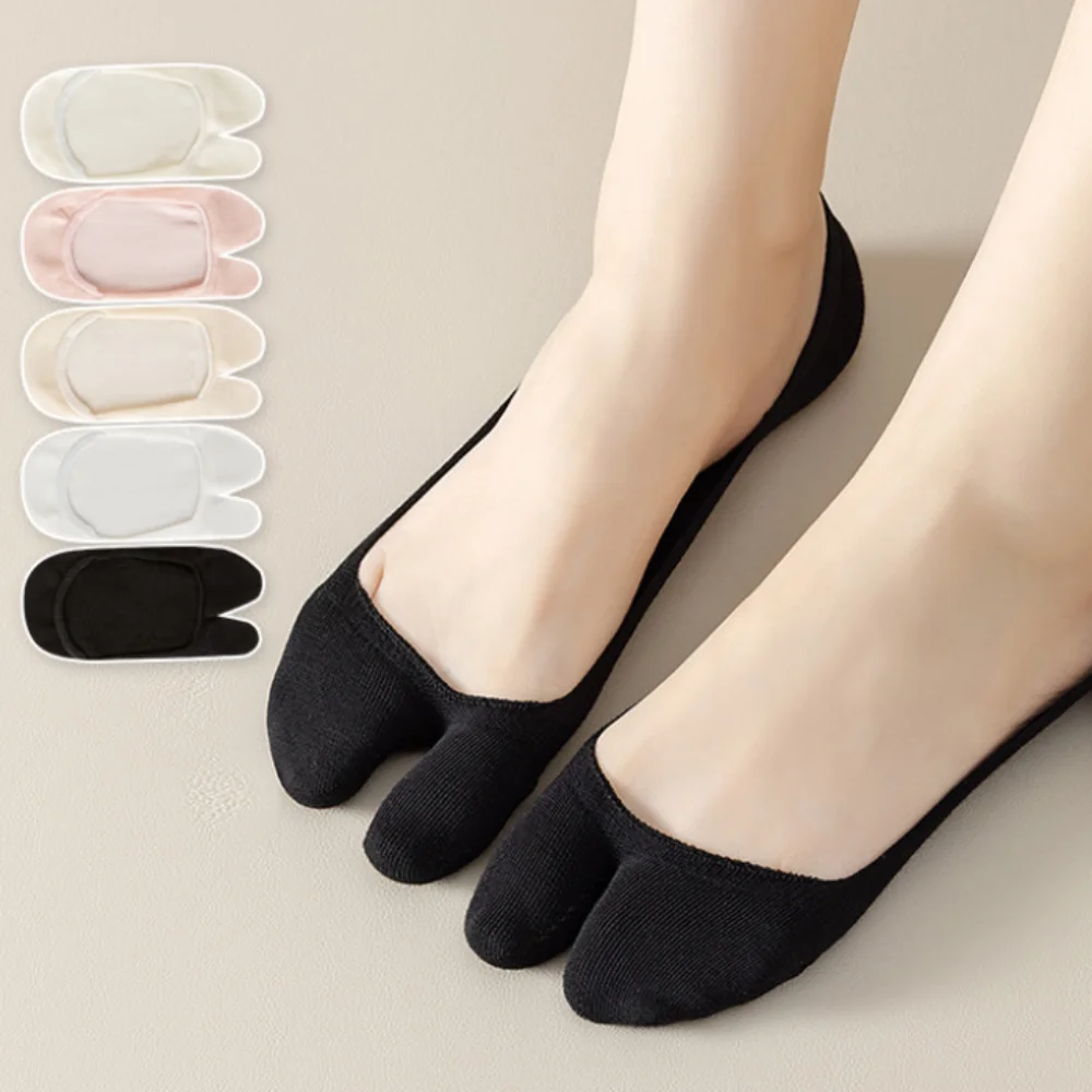 Kawaii Cotton Invisible Tabi Socks Low Cut Thin Non-slip Two Toe Socks Simple Clog Hosiery Separate Toe Boat Sock Lady