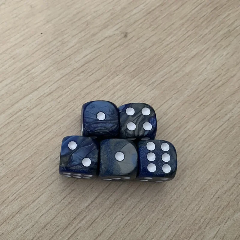 5-Piece Dual-Color 16mm Dice Set - Fun Puzzle Board Game Accessories
