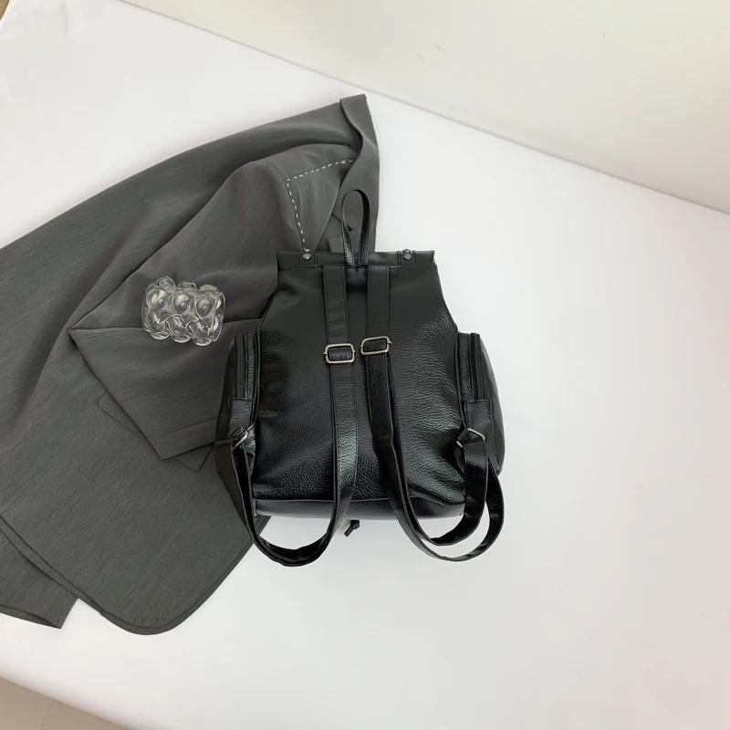 Women Fashion Backpack Multi Pocket Leather Student Laptop Shoulder Bag Punk Rivet Black Handbag For Rock Girls Travel Rucksack 5
