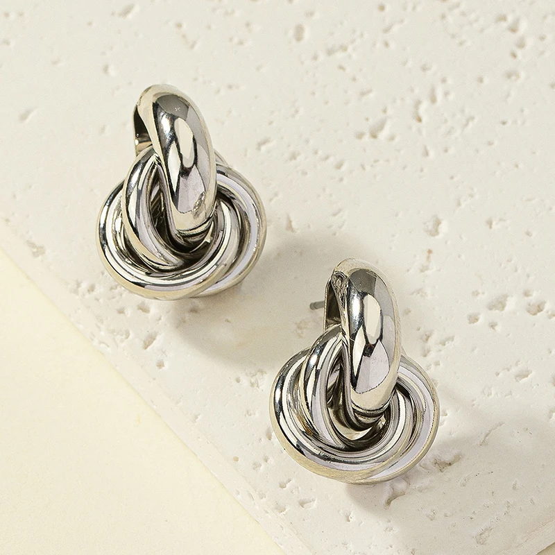 Personality Super Big Circles Hoop Earrings - Image 4