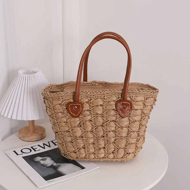 Рисунок 2 - Богемная Соломенная женская сумочка с кисточкой