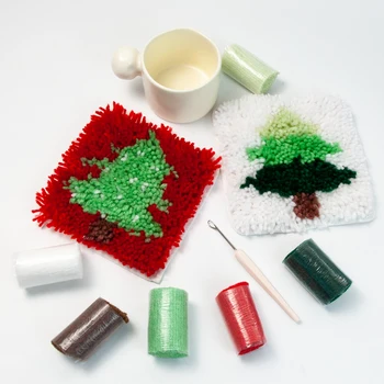 Kids’ Xmas Latch Hook Kit 1