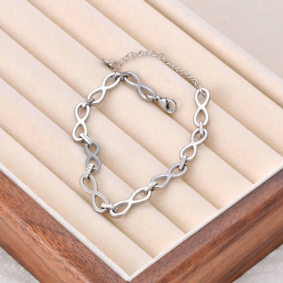 アクセサリー yon infinity chain bracelet Infinity Chain Bracelet – YON (ヨン）| 公式オンラインサイト