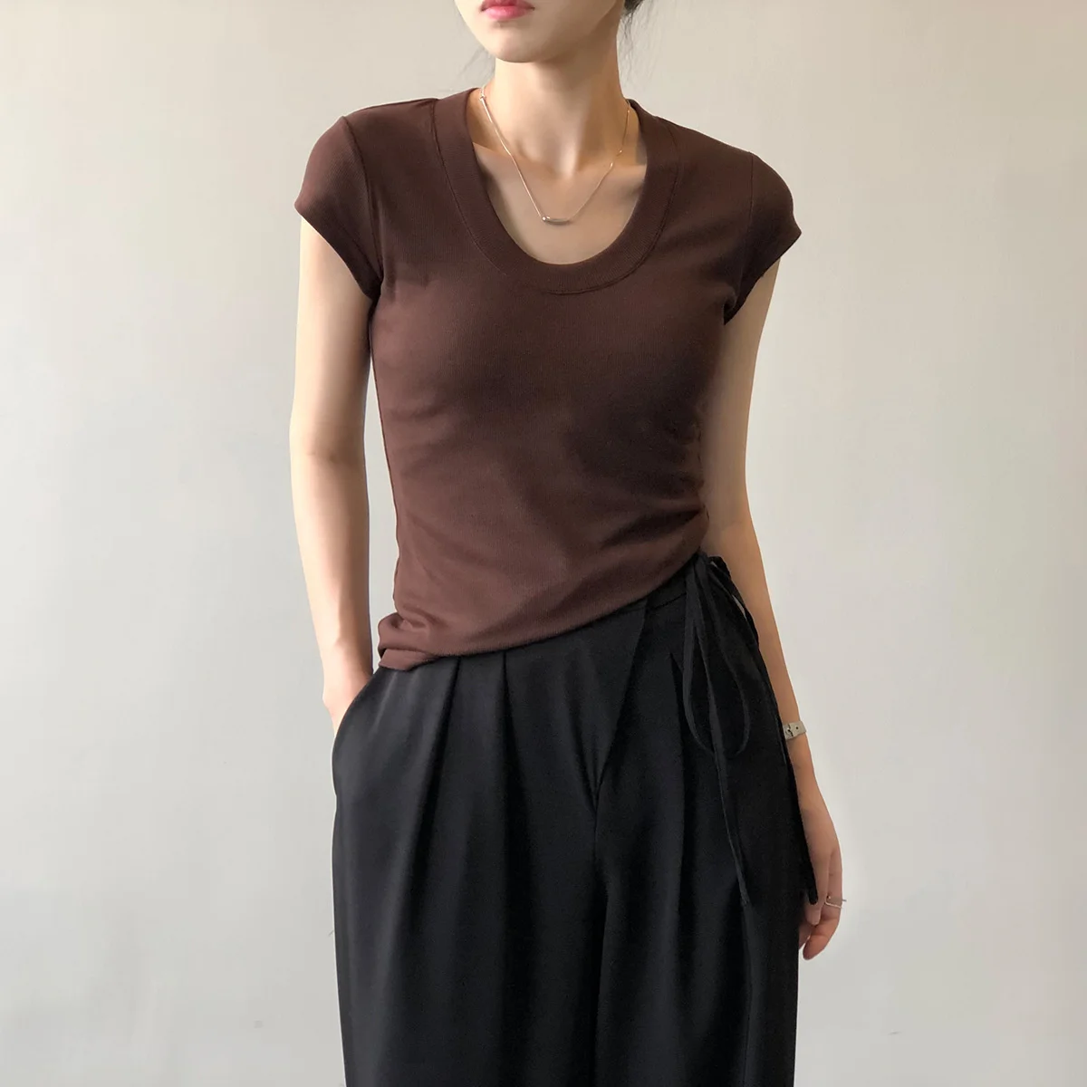 Title 10, Kadın Kısa Kollu Slim Fit Vintage Tişört Klasik...