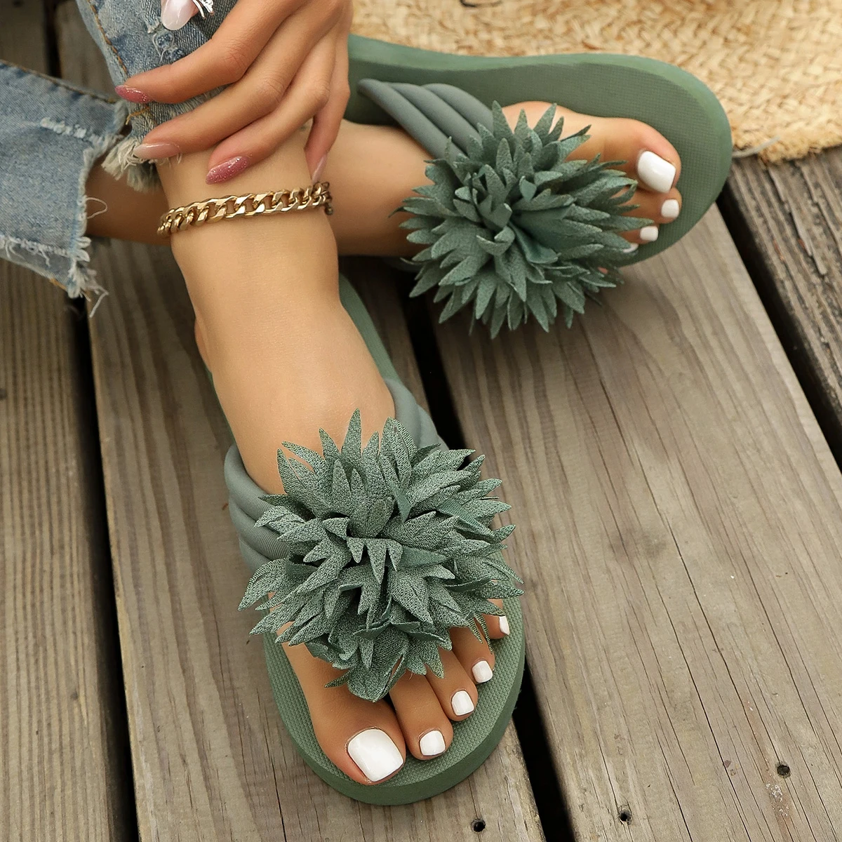 Vibrant Pink Floral Women's Summer Comfort Platform Slippers