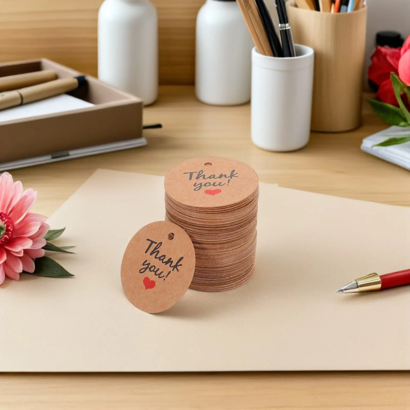 100Pcs 빈 백 크래프트 종이 교수형 태그 세련된 둥근 구멍 디자인 결혼식 호의 선물 태그 컵케익 토퍼 북마크 공예