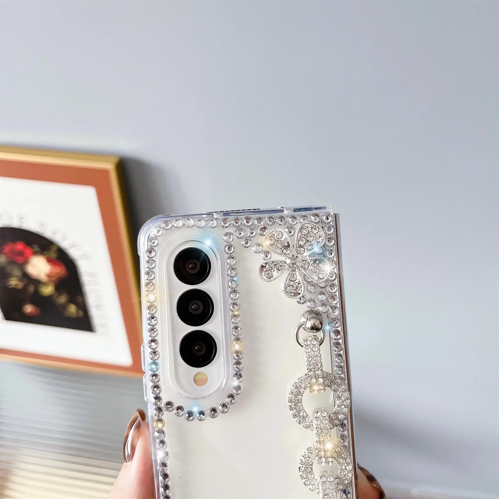 „Samsung Galaxy Z Fold 4 3 2“ dėklas moterims, prabangus rankų darbo blizgantis perlų dirželio grandinėlės deimantinis blizgučių dėklas „Z Fold 5 6“._voghion.com
