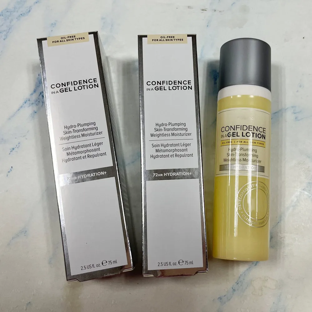 

12Pcs/Lot Confidence In A Gel Lotion Hydra Plumping Skin Transforming Weightless Moisturizer 75ML Oil Free For All Skin Types