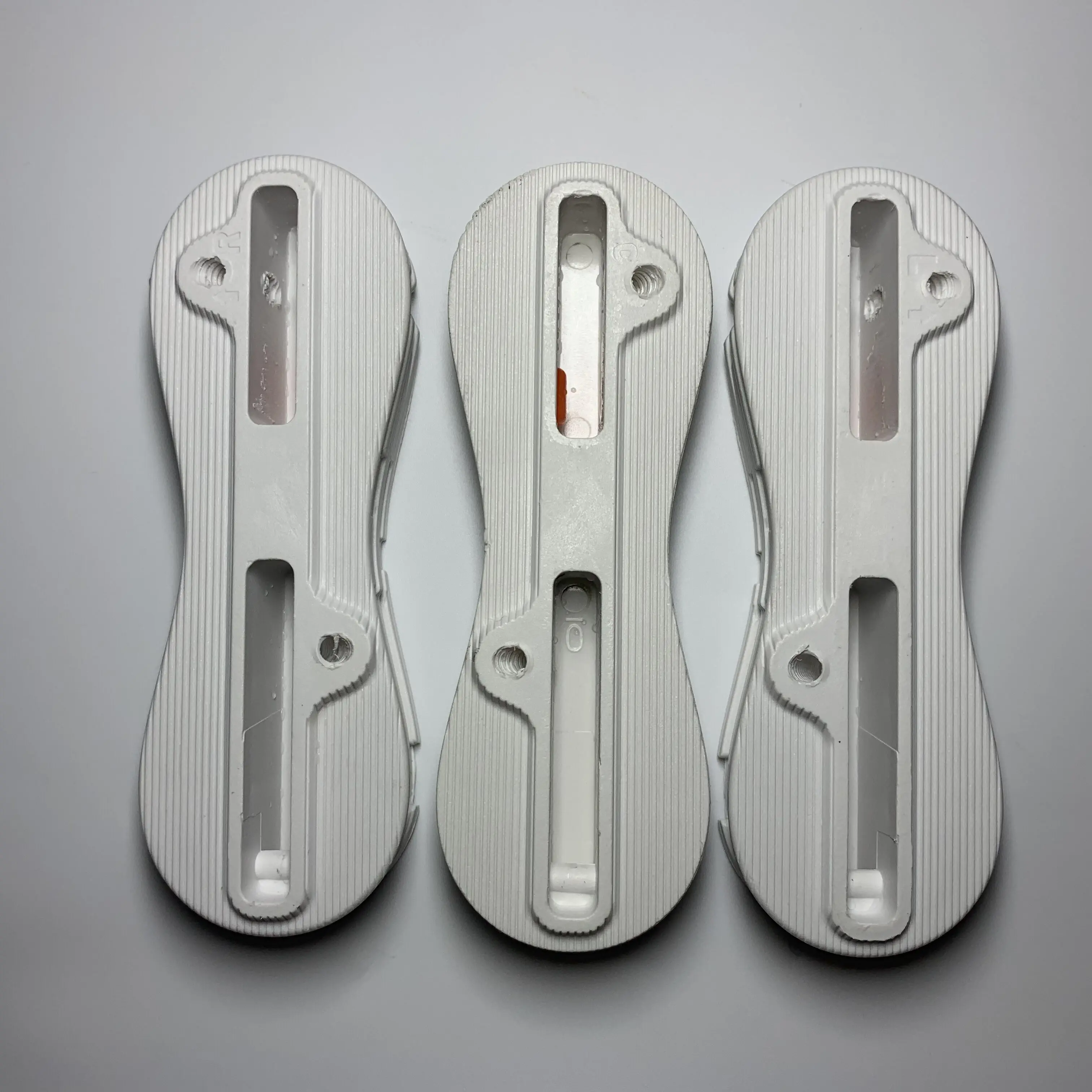 RISECE FCS II Surfboard Fin Box Surf Easy Install Rudder Slot Fin Plug Center 0 Degree + Side 9 Degree White Box 3PCS/SET