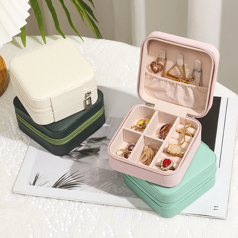 

New Portable Jewelry Box Jewelry Organizer Display Travel Jewelry Case Boxes Button Leather Storage Zipper Jewelers Joyero