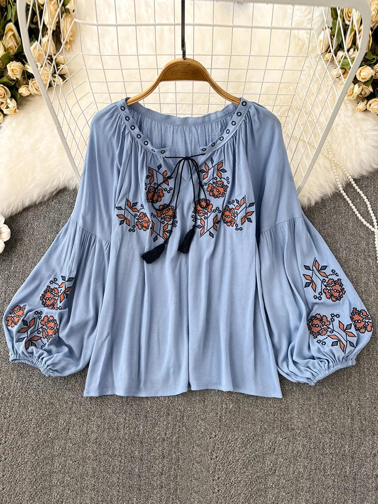 Bluelea ブルレアEmbroidery organdy blouse Embroidered Blouse With Blue Thread Detailing, Bright Blouse