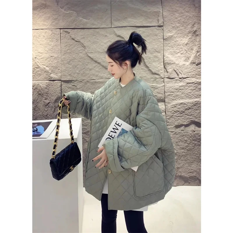 Autumn/Winter 2023 European American Style Round Neck Button up Solid Diamond Plaid Embossed Large Pocket Cotton Coat for Women