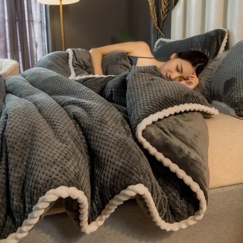 

Soft Warm Blanket for Winter Green Color Thick Plaid on the Beds Single/Queen/King Size Quilt Multi Functional Nap Blanket