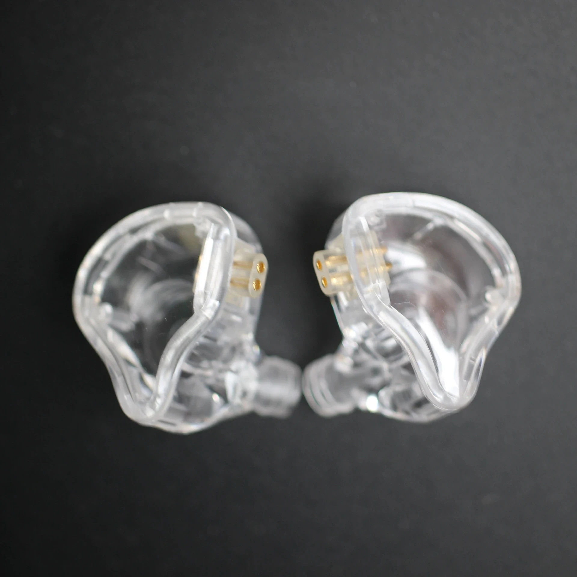 

Superior Sound Quality with Clear DIY Earphone Case Detachable Earbuds Dynamic Coil Comfortable Fit Personalize Your Sound