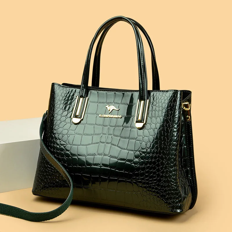 

Luxury Designer Women's Top Class Carrying Bag High Quality Shoulder Bag Crossbody Bag 2023 Fashion Lacquered Handbag Wallet
