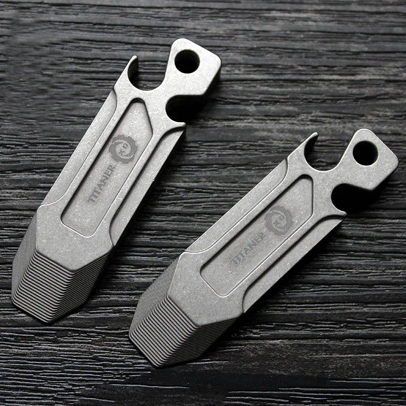 

Mackwalker Titanium Multifunctional Small Prybar EDC Tool Bottle Opener