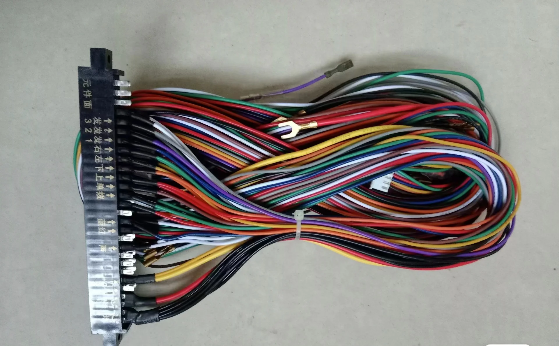 

Arcade Accessories, 28 Plug Set Cable