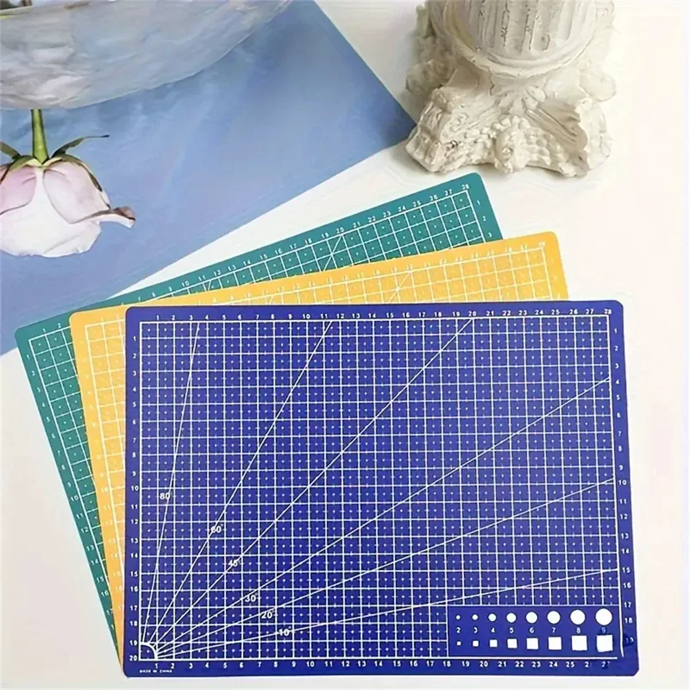 Cutting Mat A4/A5 Self-Healing 1-Pack Double-Sided Plastic Craft Board With Grid For Sewing Scrapbooking & Fabric