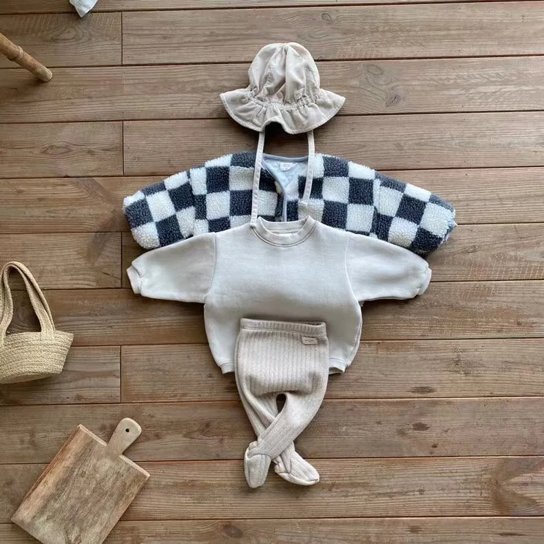 Description Picture 4 of itemAutumn and Winter Coat Hairy Baby Thick Lamb Wool Checkered Cotton Jacket for Boys and Girls Going Out Cotton Clothes