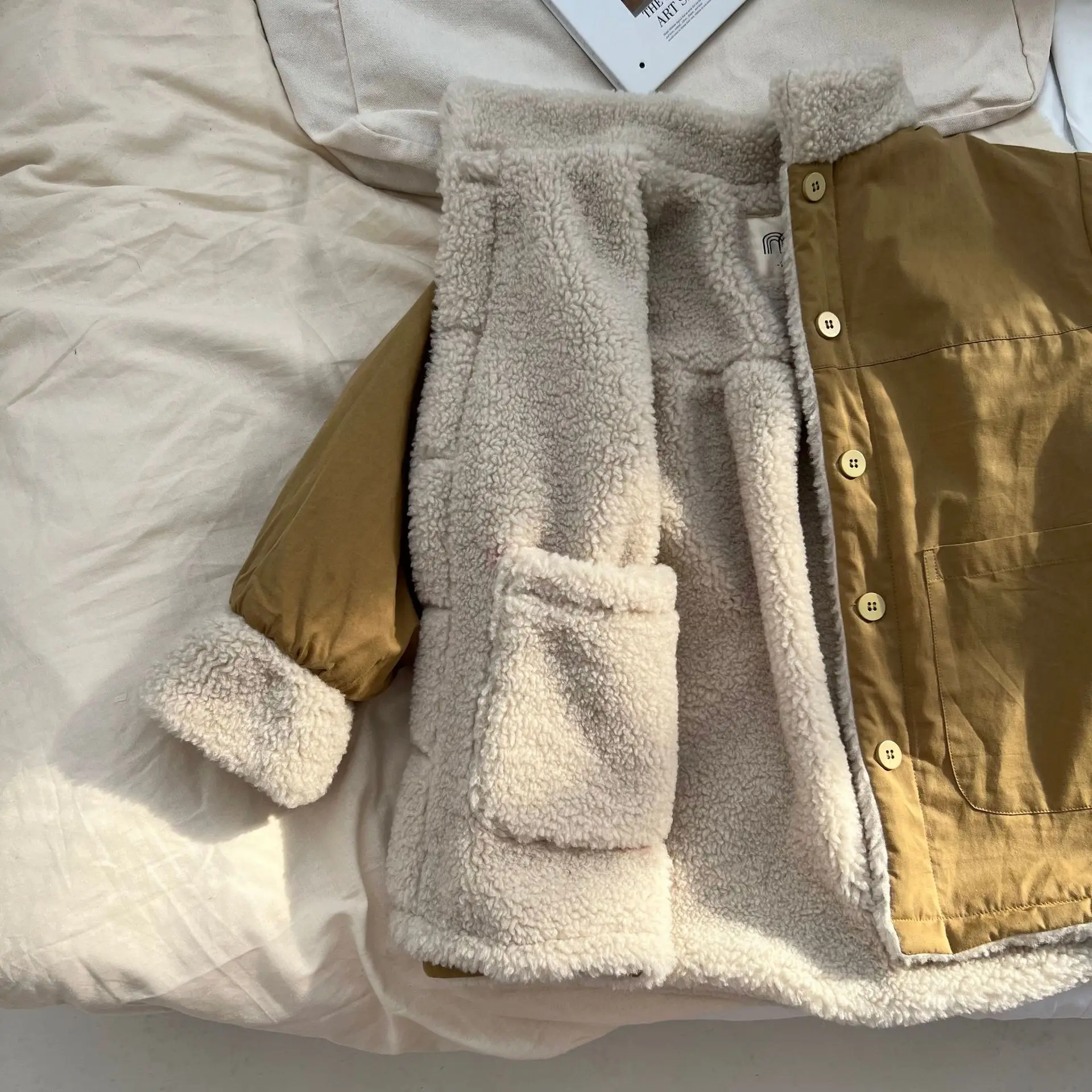    ư Ʈ,  β  Ʈ ܿ  ư   ư    ִ