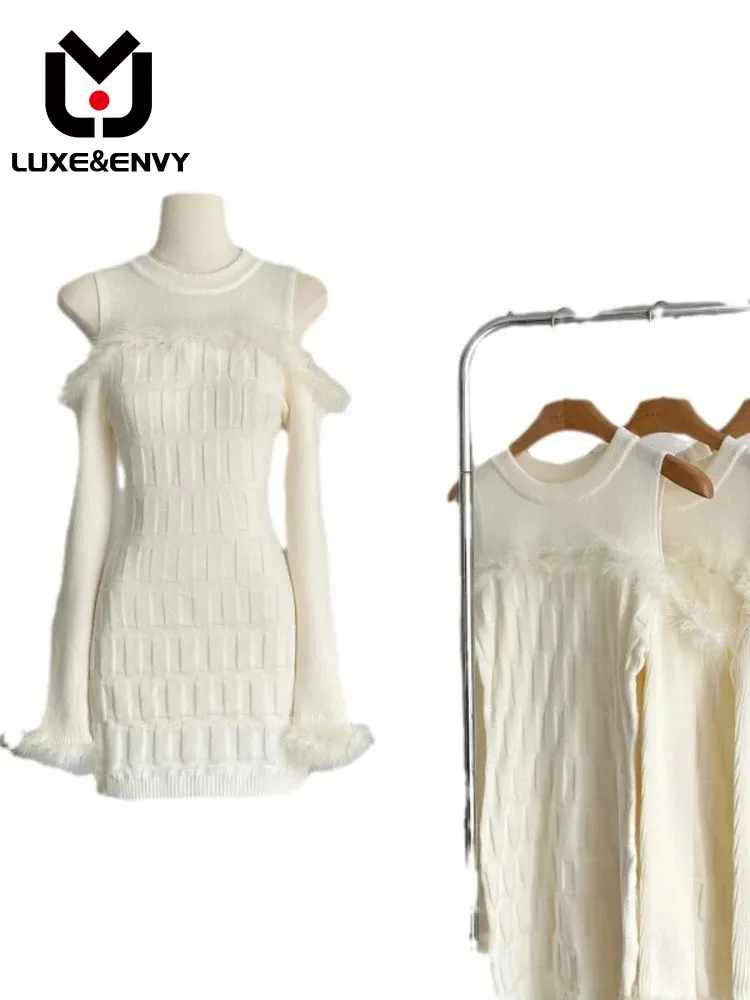 

Роскошное и завитое новое осенне-зимнее трикотажное платье в стиле пэчворк с кроликом