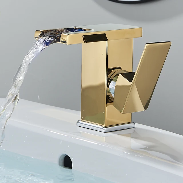 gold chrome Short