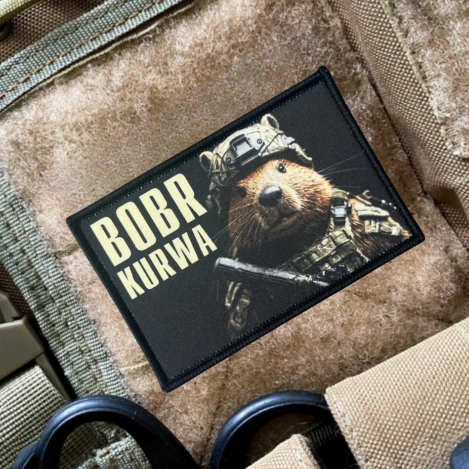 Taktische Biber BOBR KURWA Patch Abzeichen Moral Militär Armee Rucksack Aufkleber Gedruckt Haken & Schleife Patches für Kleidung