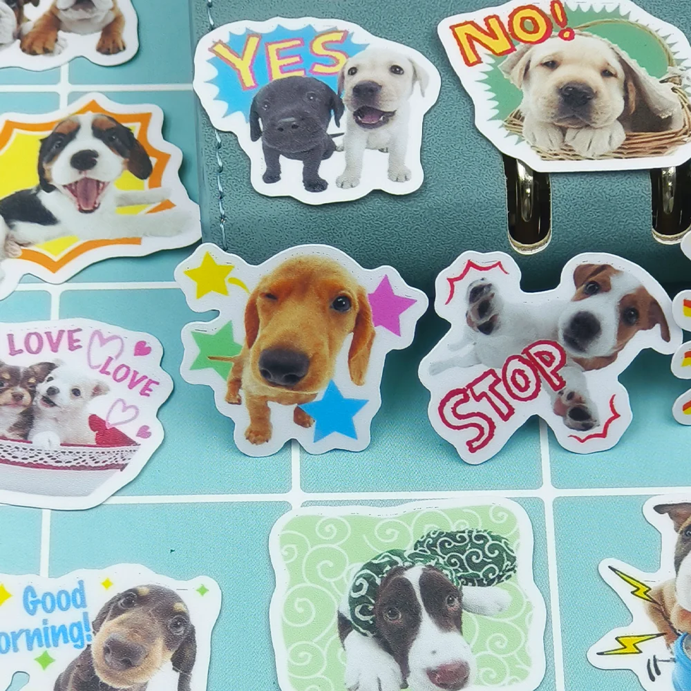 40pcsPetDogHolidayPartyStickerMobilePhoneCupLaptopSkateboard
