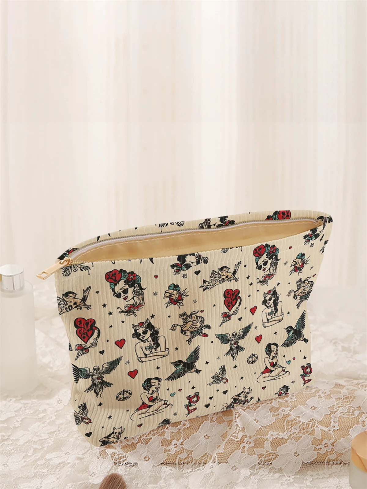 1 cartoon pattern printed corduroy makeup bag, lightweight zipper makeup storage box, multifunctional bag with lining