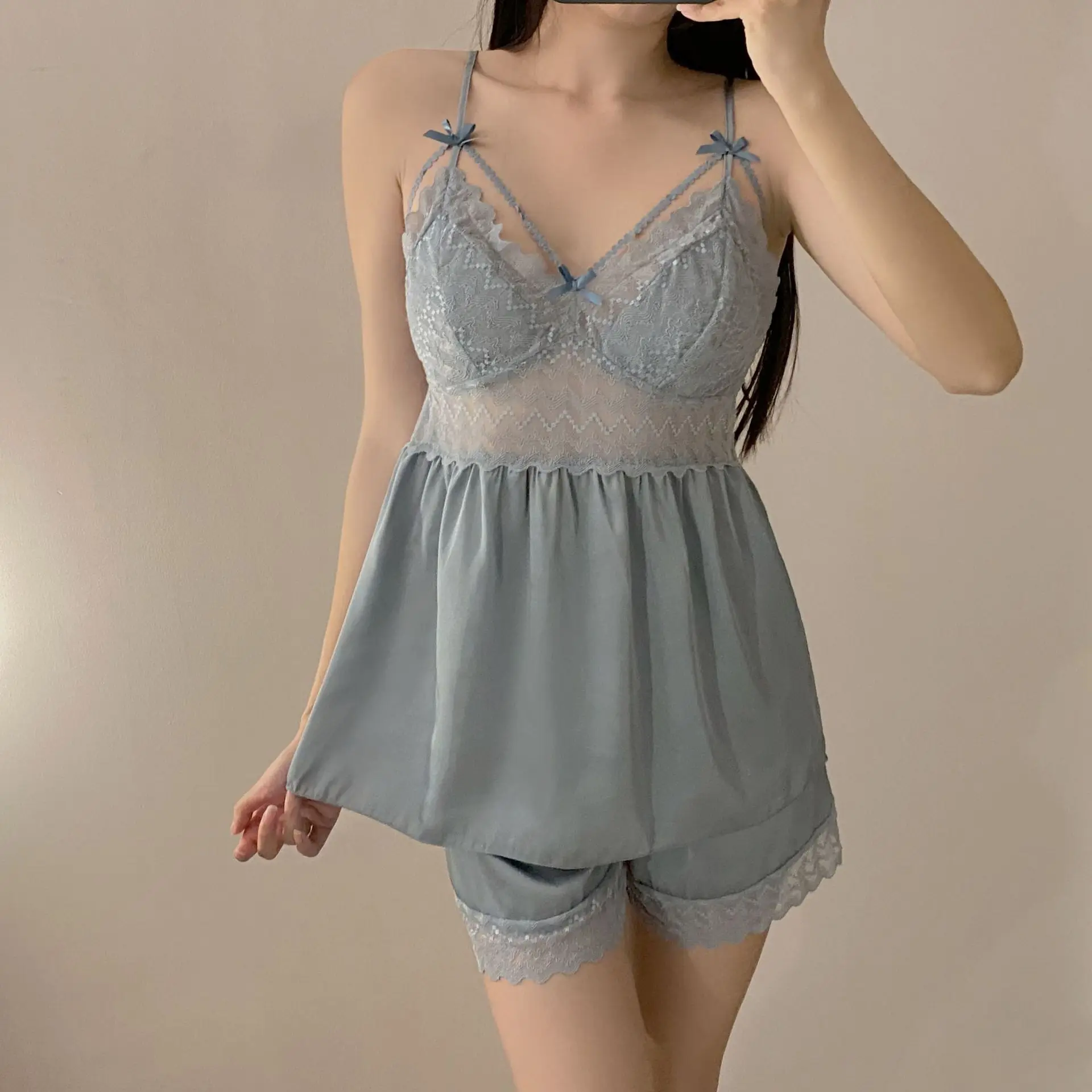 

Sexy 2pcs Lace Pijamas Suit New Summer Women Strap Top&Shorts Pajamas Set Lingerie Female Sleepwear Silky Satin Home Clothes