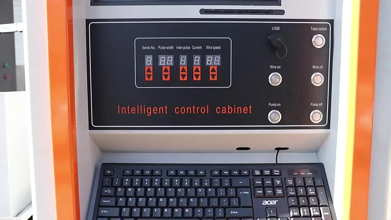 Тиски для изготовления электроэрозионных инструментов EPT-801-100 Приспособление