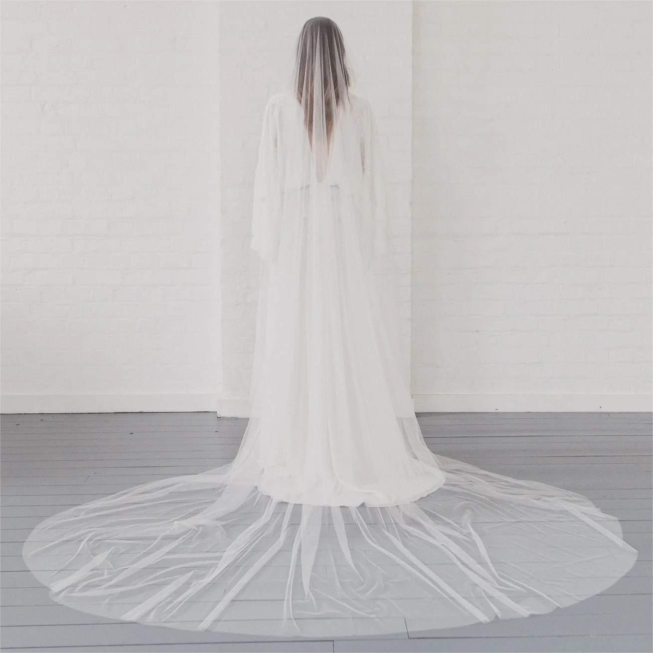 Long Wedding Veil Comb Plain Cathedral 1 Tier Cut Edge Sheer Soft Tulle120in Wide Wedding Accessories G30L