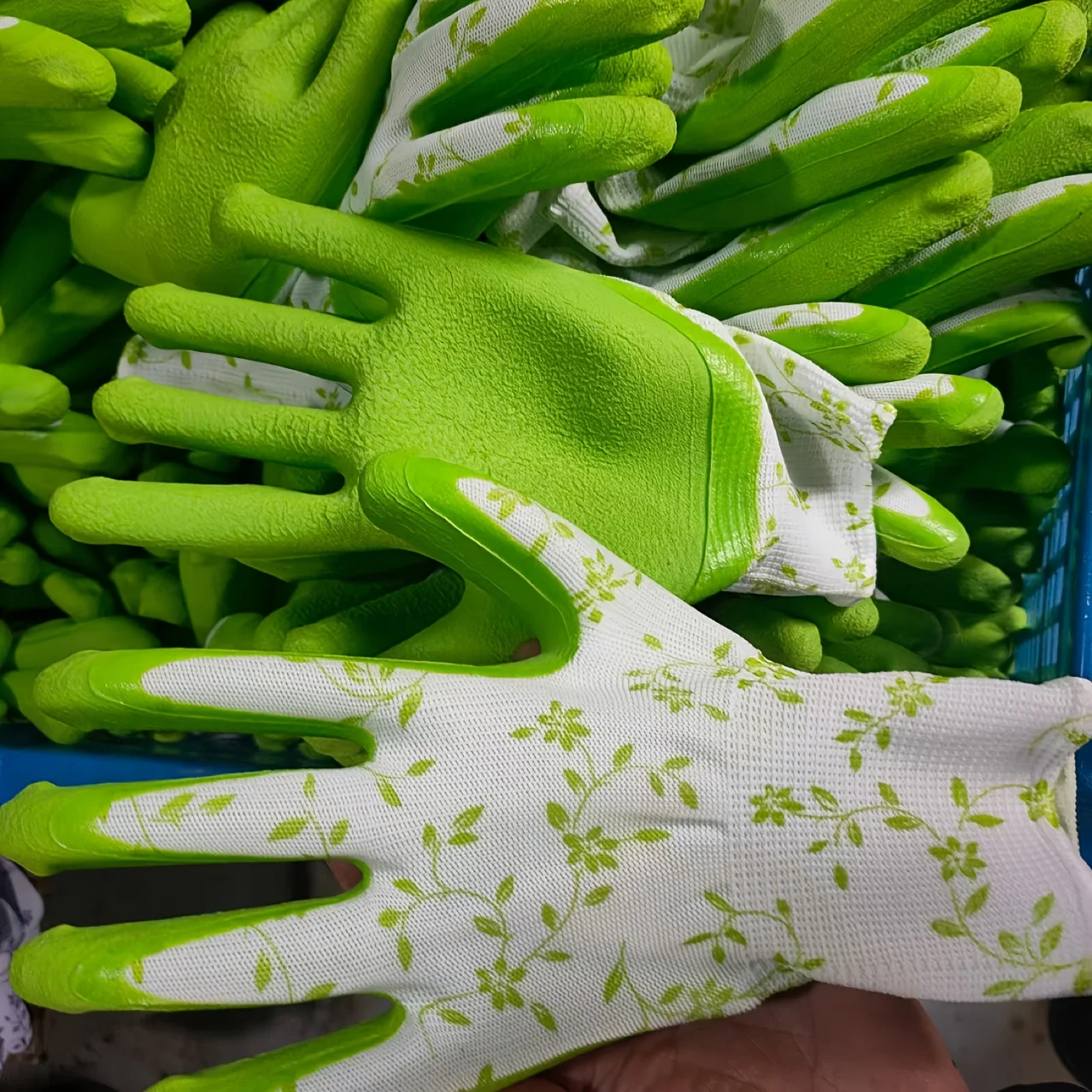 Professional-Grade Anti-Puncture Gardening Gloves