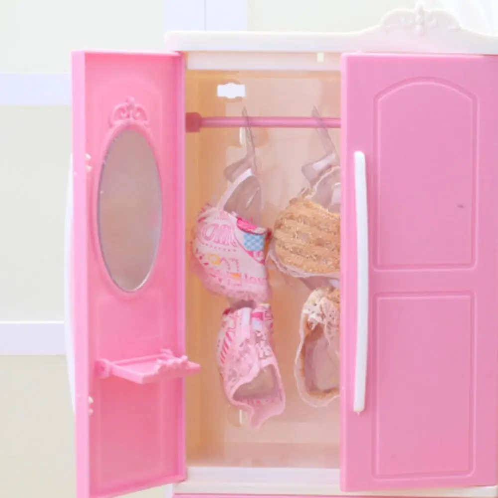 Boneca Barbie Closet Guarda Roupa De Luxo Roxo Com Boneca