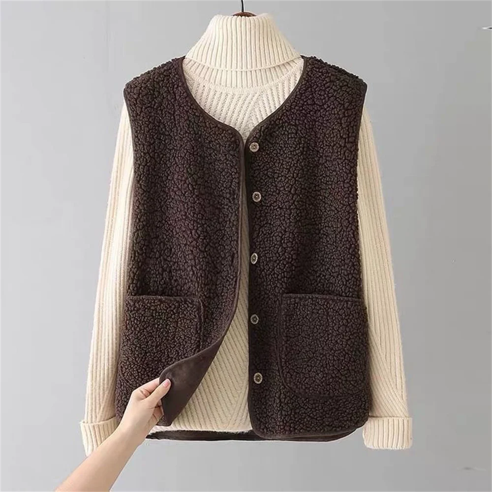 Vests New Spring Autumn Women Button Waistcoat Lamb Wool Winter Thermal Warm Thick Fleece Vests Sleeveless Jacket Ladies Coats 6