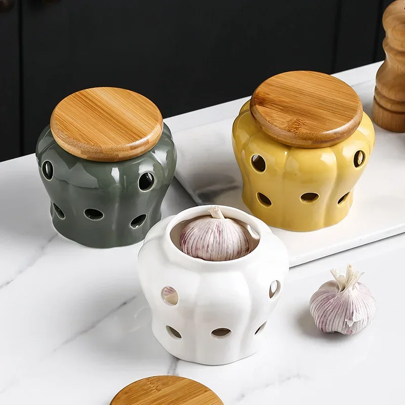Hollow Openwork Ceramic Garlic Storage Jar With Lid Pumpkin shape Garlic Head Ginger Chili Pepper Storage Jars Candle Lampshade ceramic storage jar