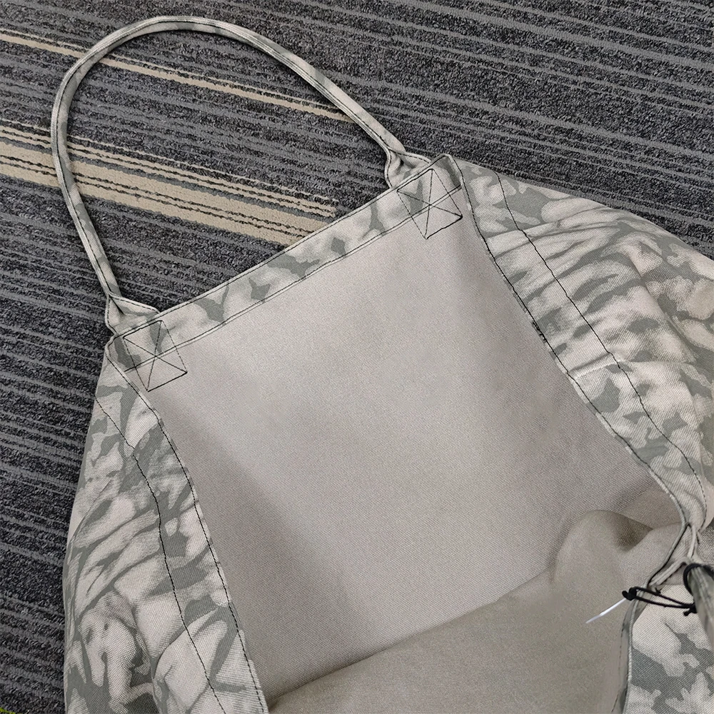 Versatile Camouflage Canvas Tote - Large Capacity Sports & Leisure Bag