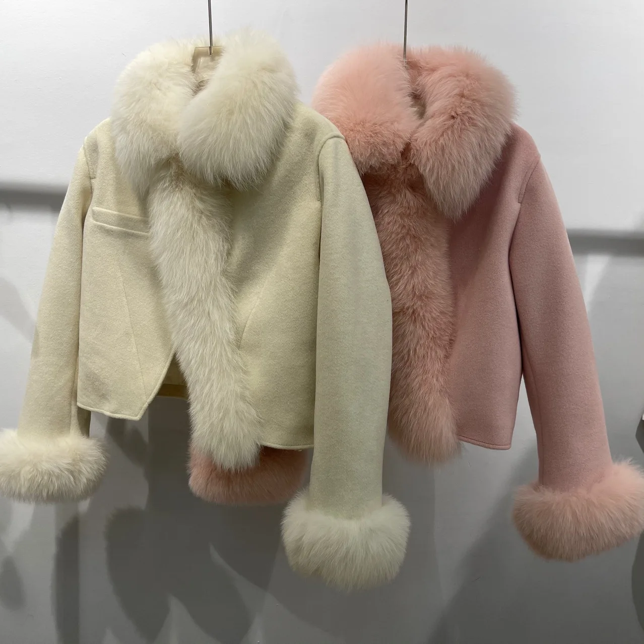 

Ladies temperament commuting classic fox fur down splicing woolen jacket short women's coat
