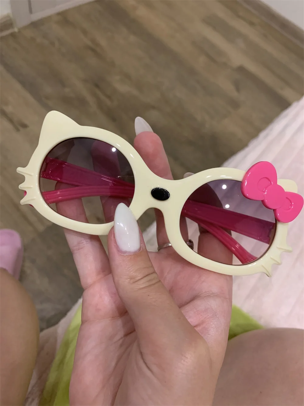 Personalized Kids Heart Sunglasses – POP Studio