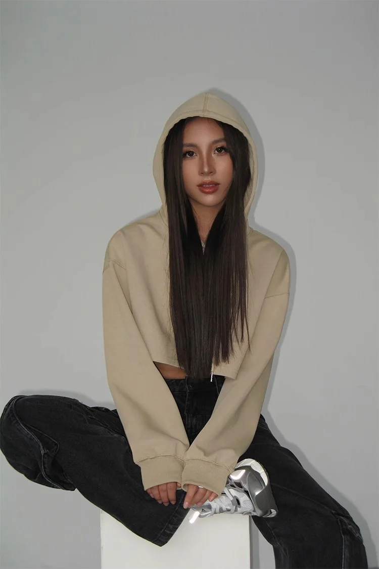 Women’s Hooded Pullover Sweater