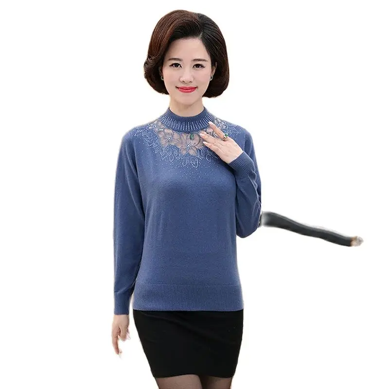 

New Middle-aged And Elderly Women's Knitted Bottoming Shirt in The Mother's Fashion Autumn And Winter Long-sleeved Sweater Coat