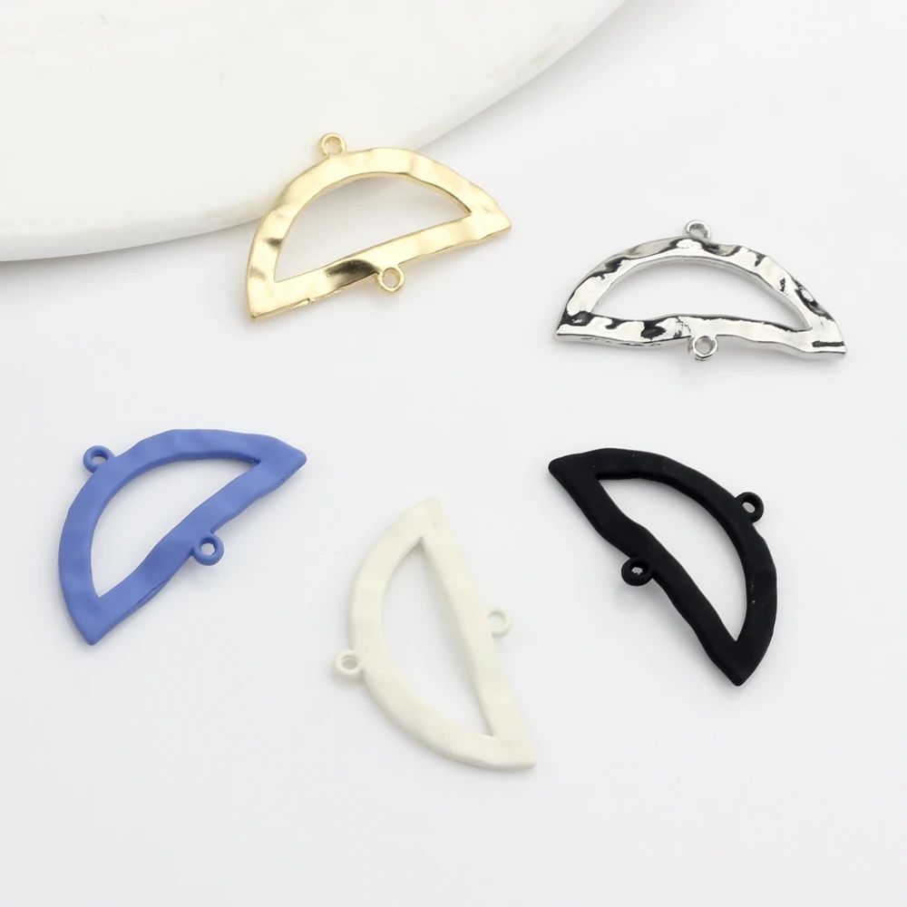 Zink-legierung Metall Farbe sprühfarbe Hohl fächerförmigen Charms Anschlüsse Linker 10 teile/los Für DIY Schmuck Machen Acces