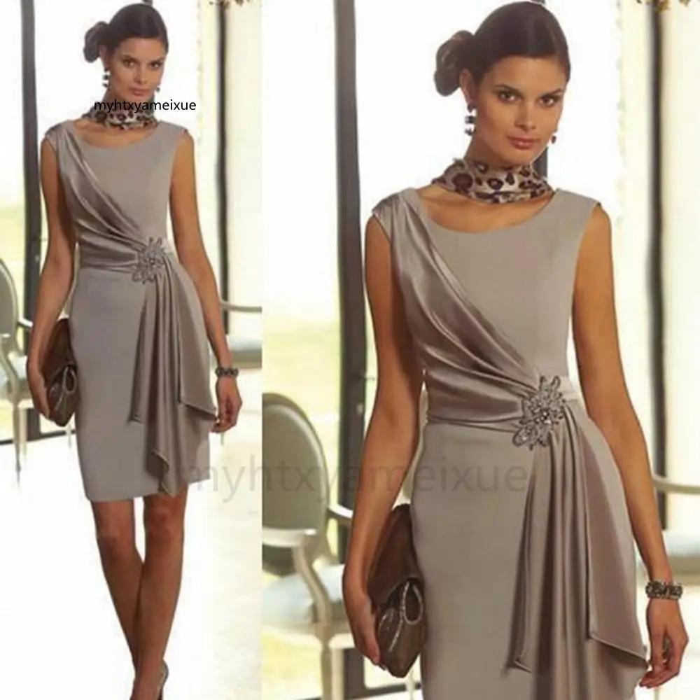 

Sexy Lilac Sleeveless Chiffon Mother of The Bride Dresses 2023 Lace Knee Length Mother Formal Dress Party Prom Dress Plus Size