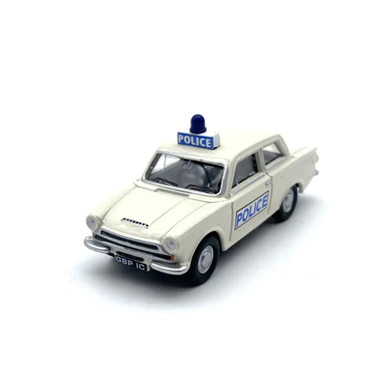 

Модель машины Ford Cortina MkI из сплава под давлением, 1:76