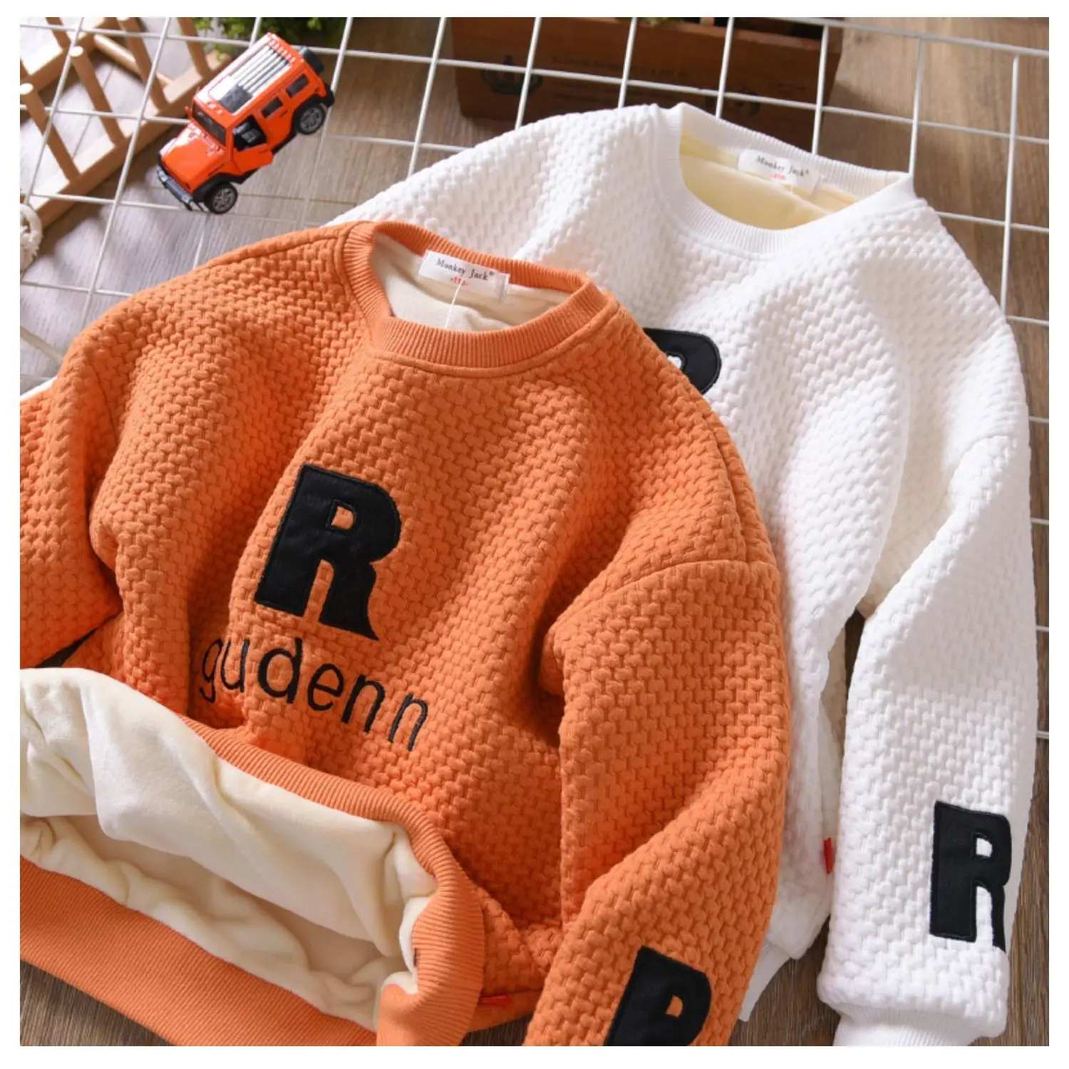 

Boys' Fleece-Lined Sweater Autumn and Winter 2022 New Embroidery Medium and Big Children Thickened Integral Velvet Children's