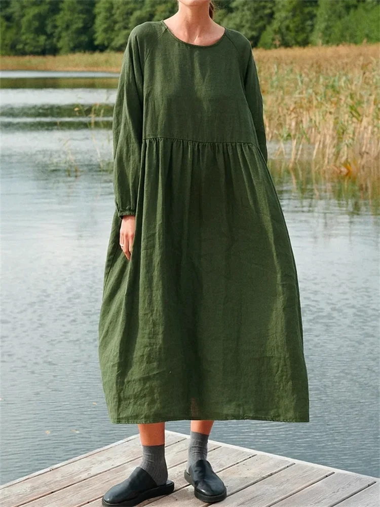 Vestido solto com detalhes