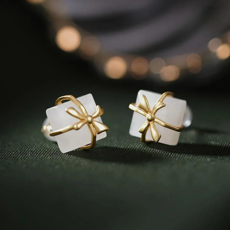 

Natural White Hand Carved Bow Knot Jade Earrings Fashion Boutique Jewelry Women's Earrings for Girlfriend and Mother