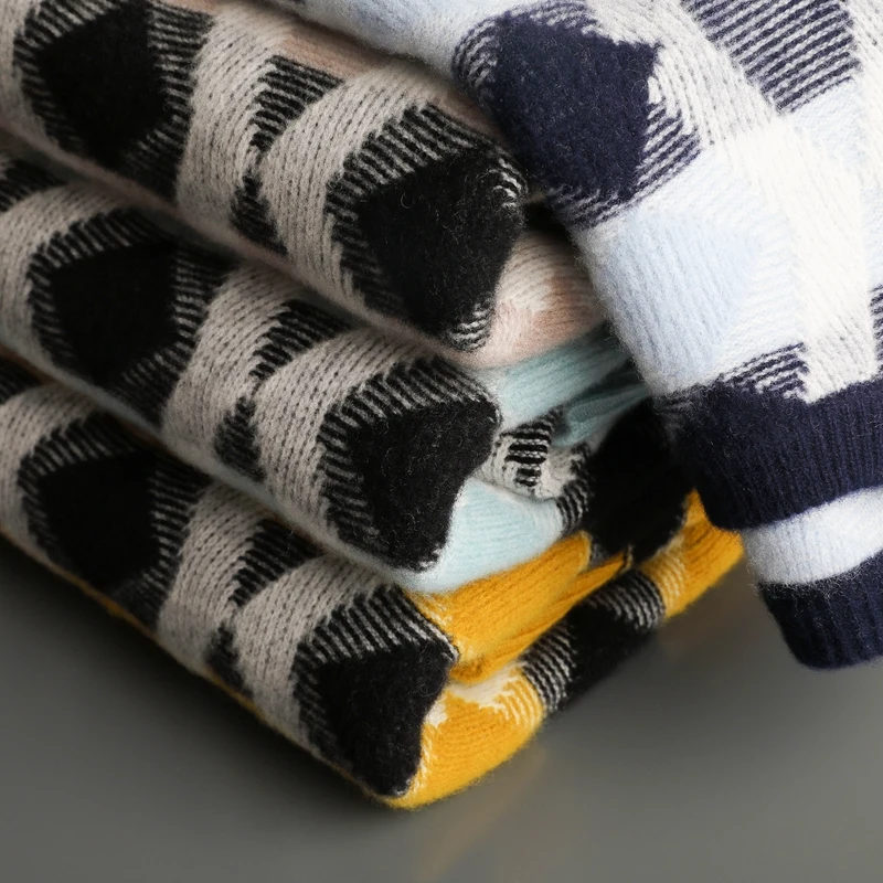 Autumn And Winter New Thick 100% Pure Wool Men's Round Neck Color Matching Knit Bottoming Sweater Loose And Casual Fashion
