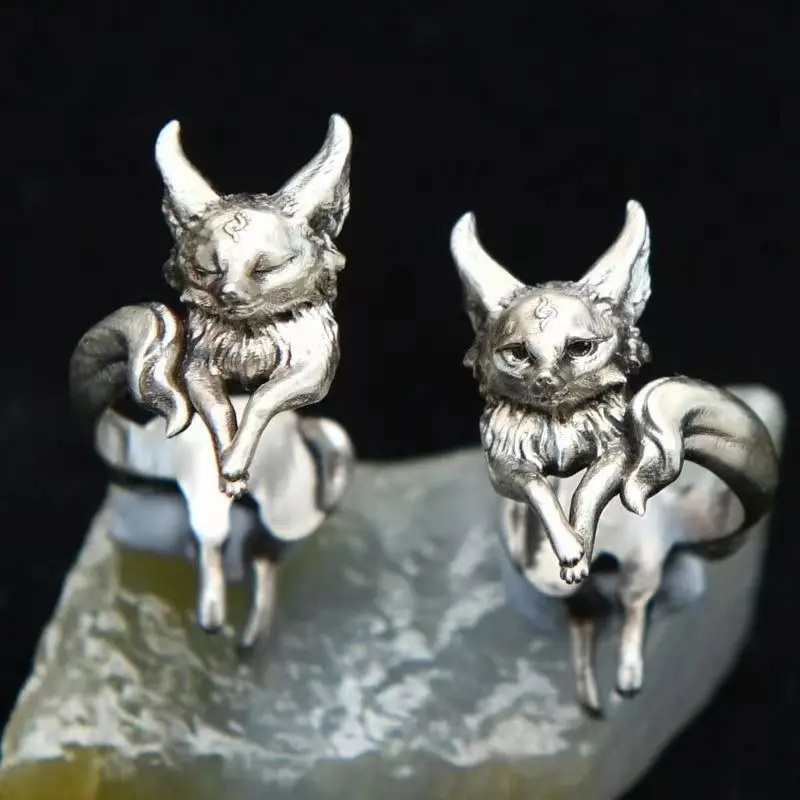 

Chinese Nine Fox Tail Clip Earrings for Women Retro Silver Color Asymmetric Fox No Piercing Earrings Animal Jewelry Gifts